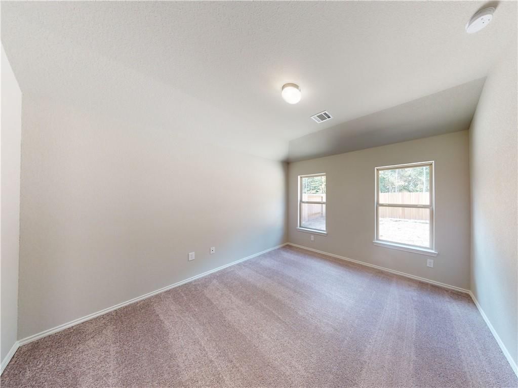 568 W Lanesfield Street — photo 8