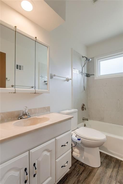 5219 N Virginia Avenue — photo 11