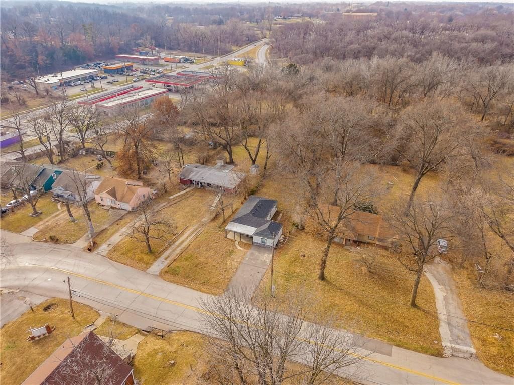 2110 N 47TH Street — photo 11
