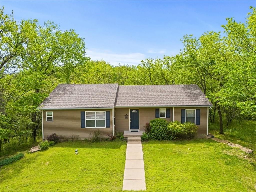 54 Locust Lane — photo 1