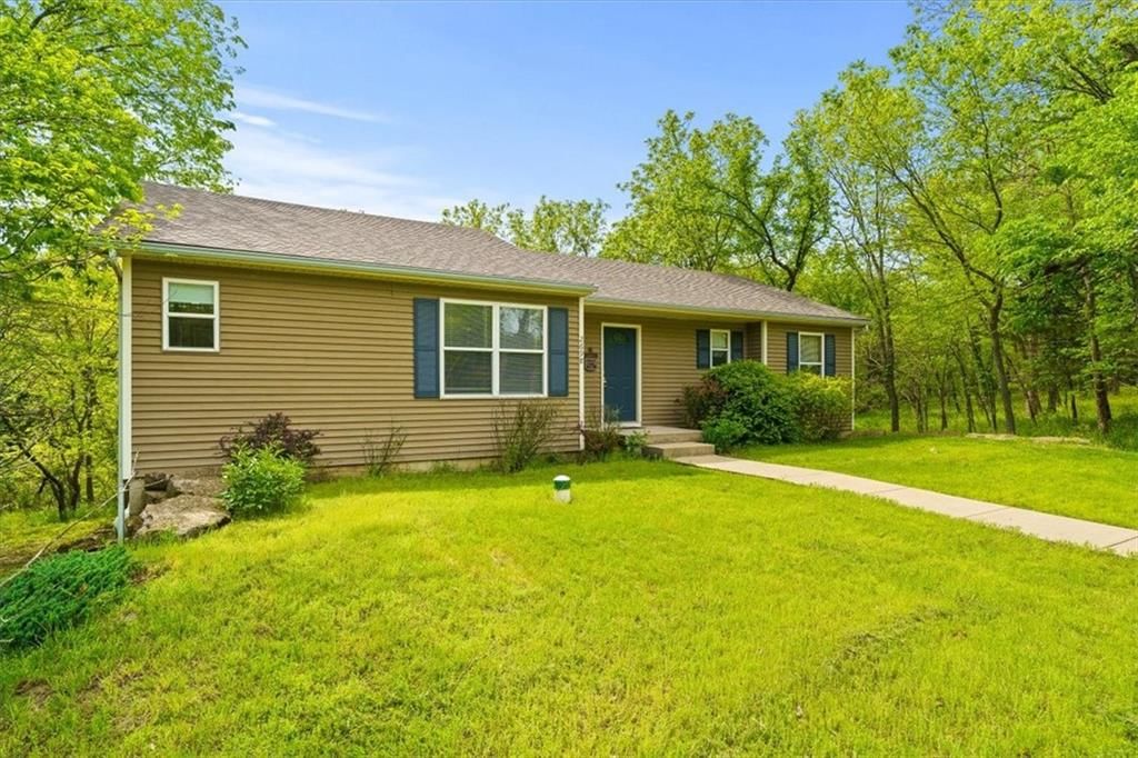 54 Locust Lane — photo 2