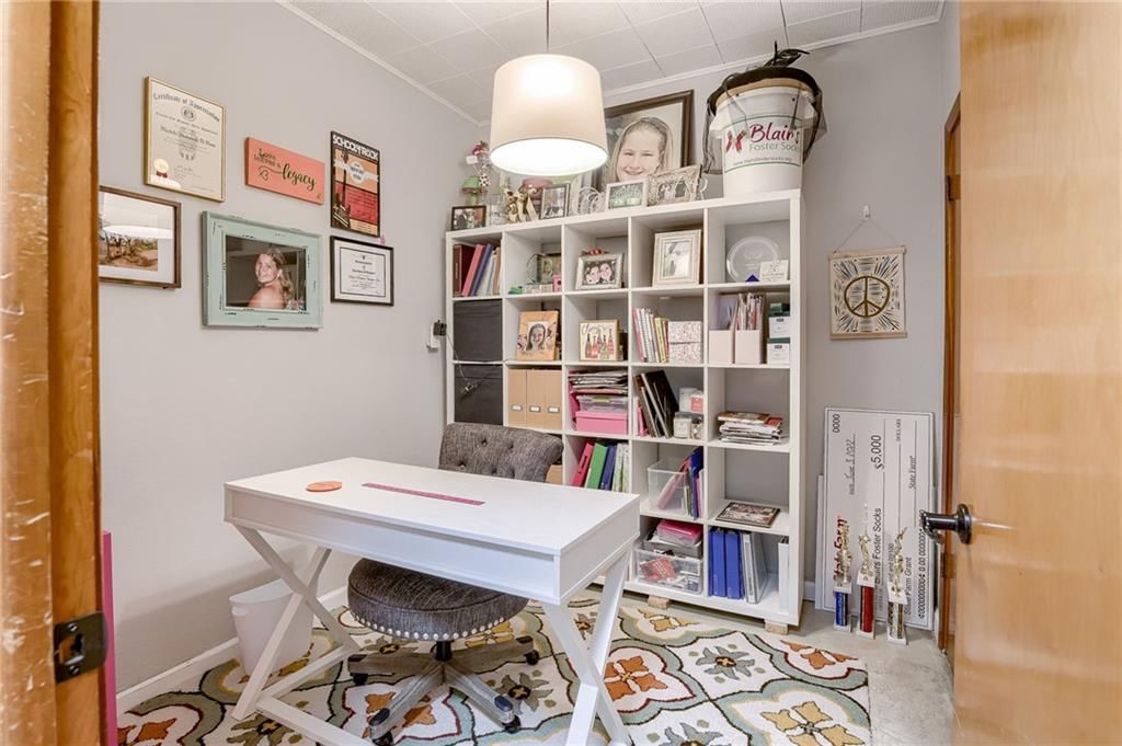 121 E Lexington Avenue — photo 17