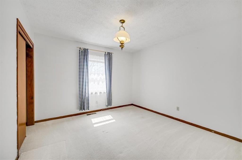 711 Englewood Street — photo 19