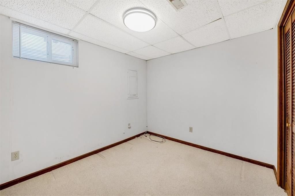 711 Englewood Street — photo 27