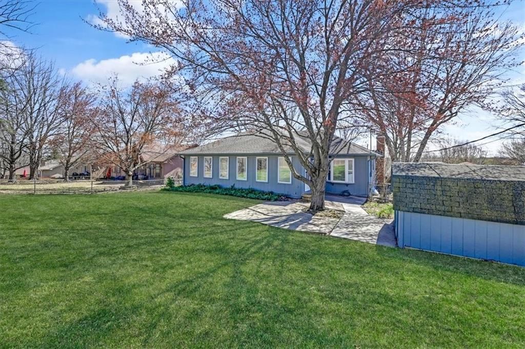 711 Englewood Street — photo 30