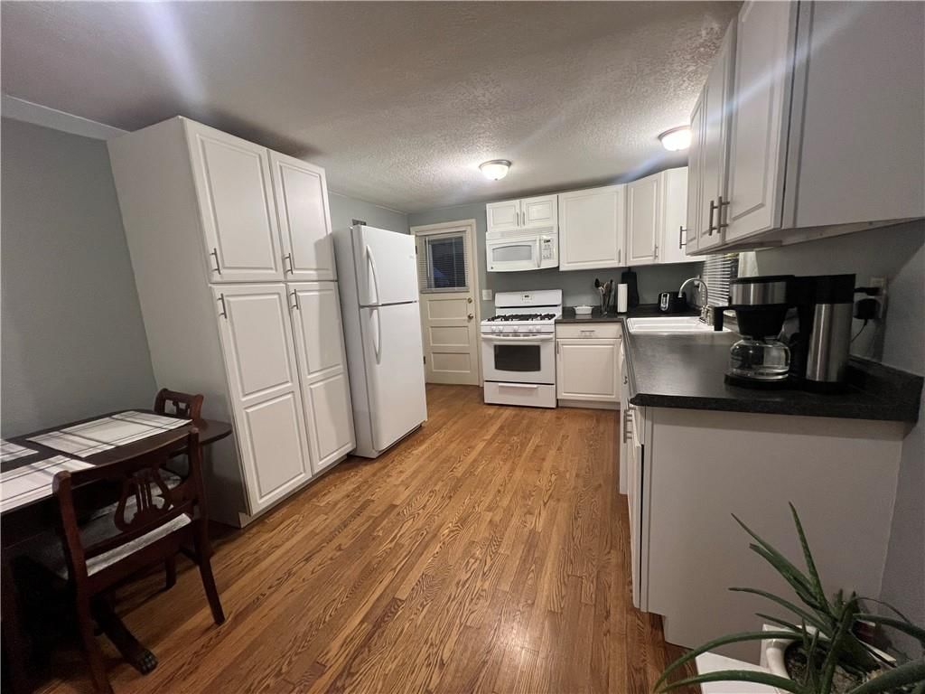 3327 N 74 Street — photo 5