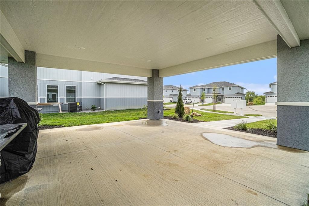 22921 W 72nd Terrace — photo 33