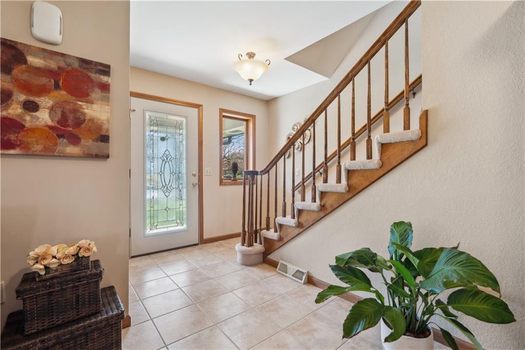 2600 Ridgewood Road — photo 4