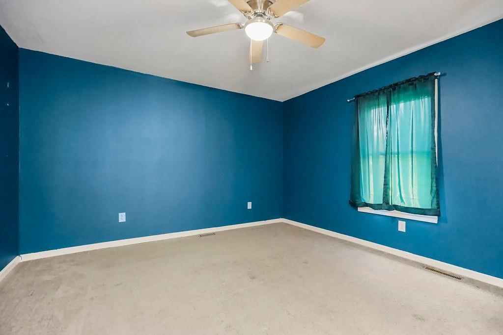 808 N Crysler Avenue — photo 9