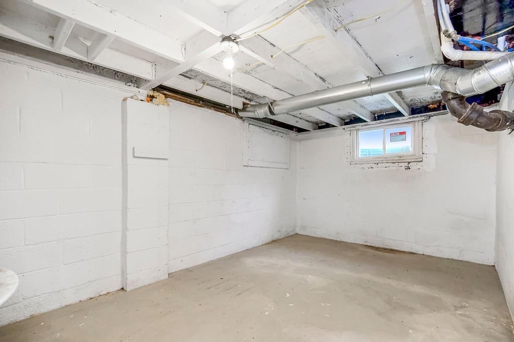 808 N Crysler Avenue — photo 14