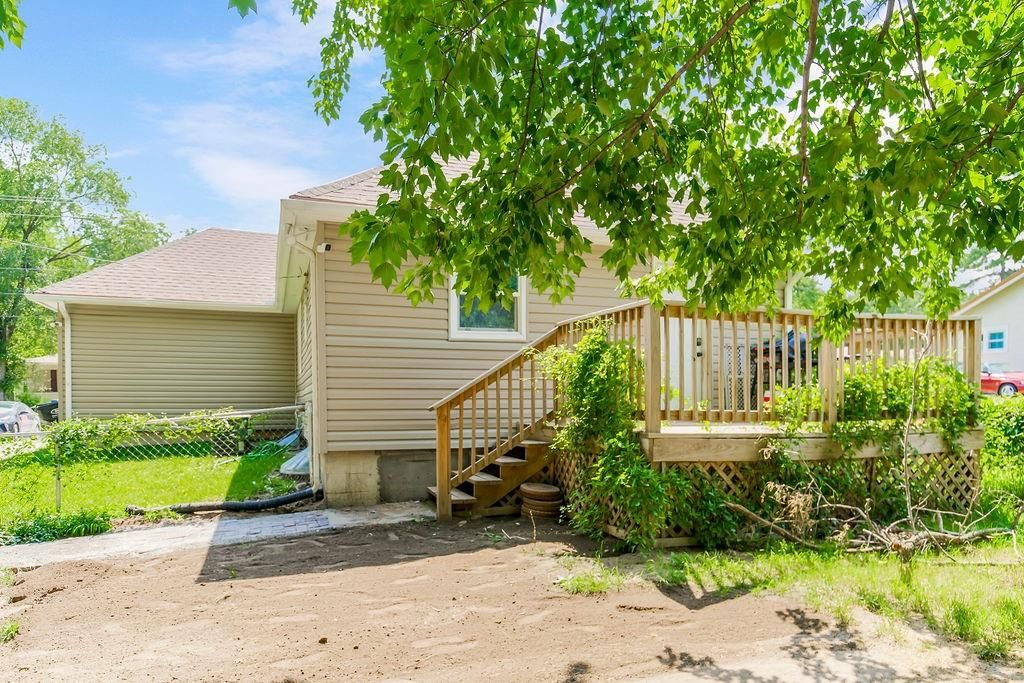 808 N Crysler Avenue — photo 15
