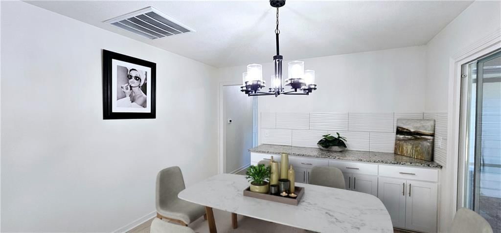 307 N Free King Highway — photo 12