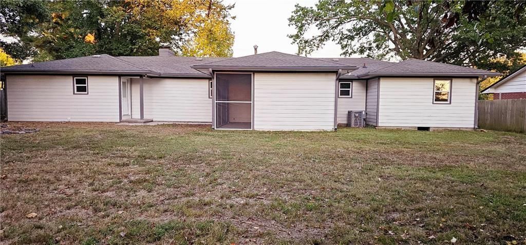 307 N Free King Highway — photo 27