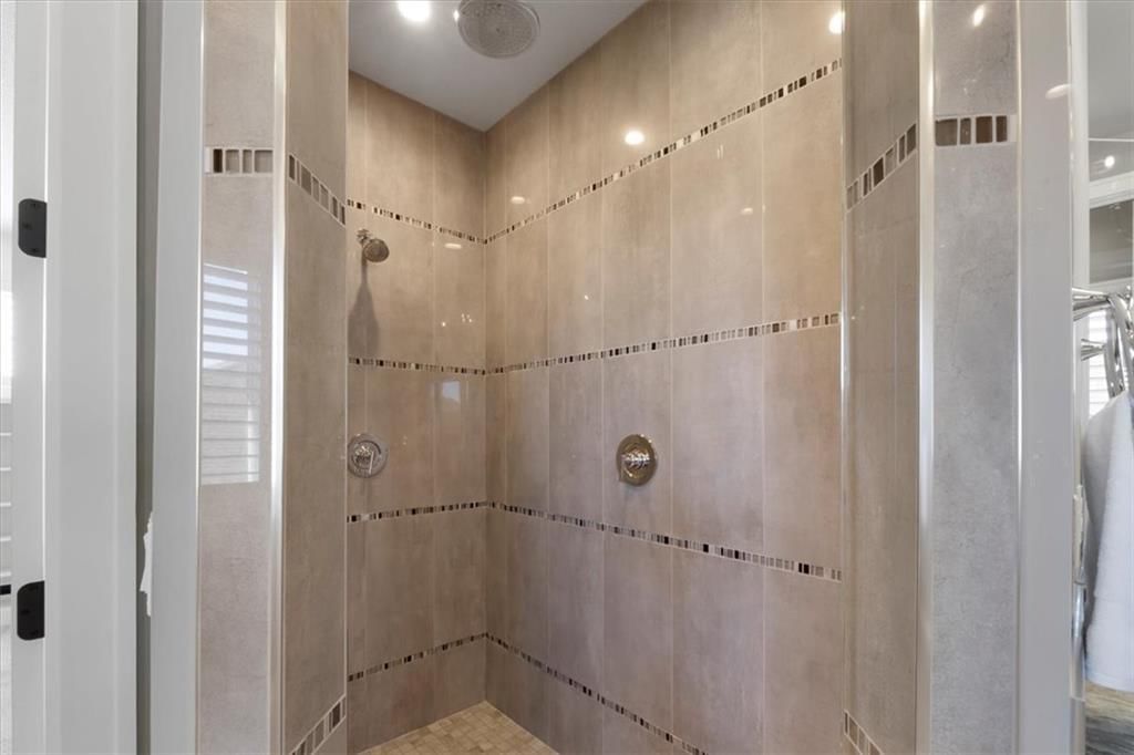 3308 W 150th Terrace — photo 39
