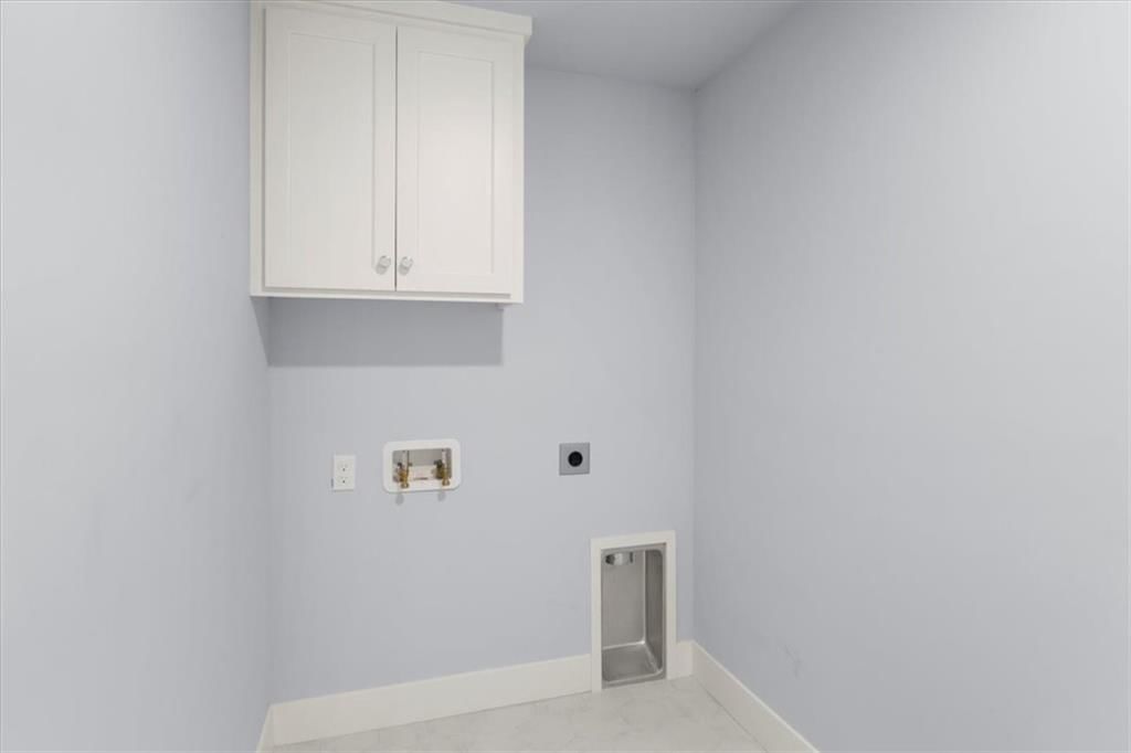3308 W 150th Terrace — photo 46
