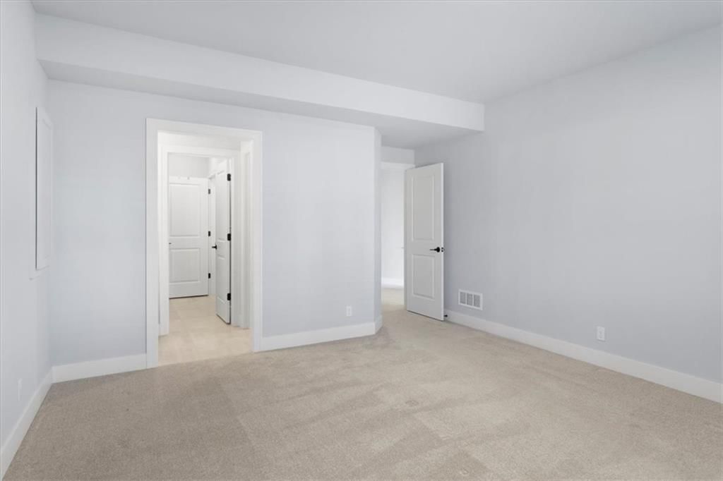 3308 W 150th Terrace — photo 48