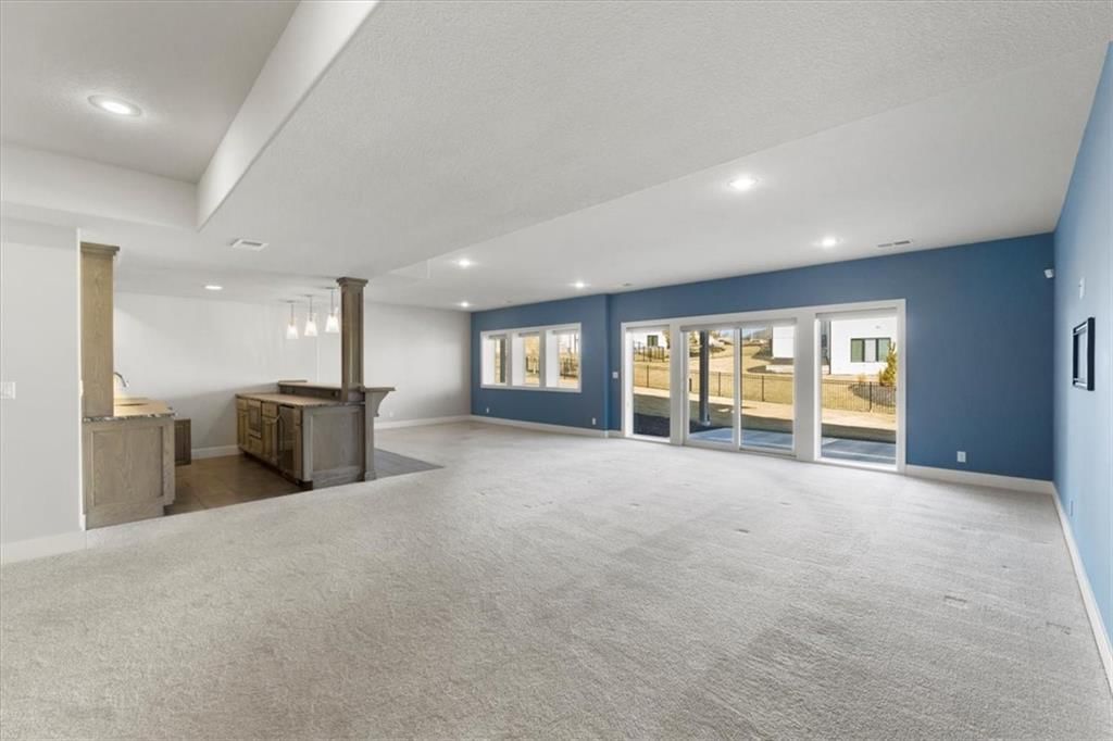 3308 W 150th Terrace — photo 57
