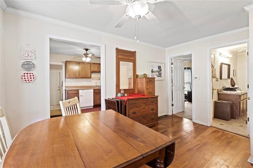 703 S Sycamore Street — photo 13
