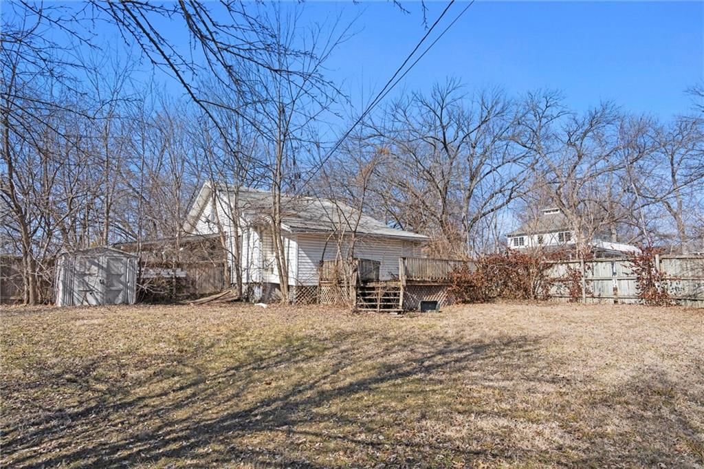 703 S Sycamore Street — photo 25