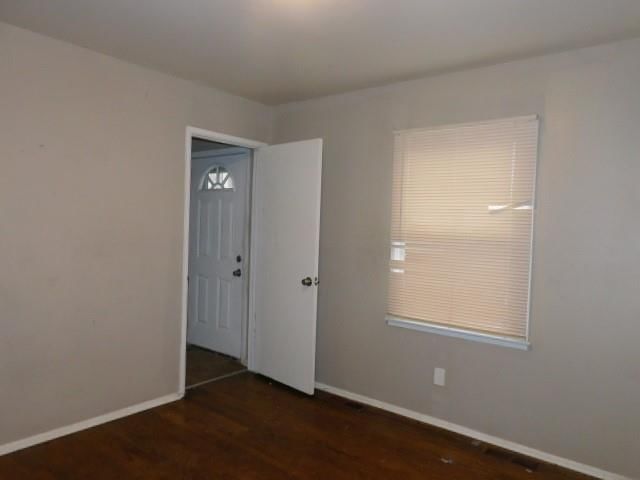 4745 E 44th Street — photo 8