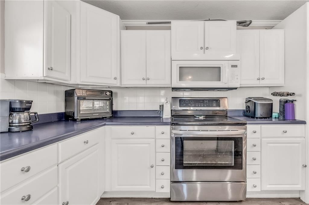 28589 Pressonville Road — photo 13