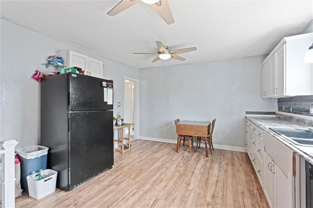 809 N 9th Street — photo 11
