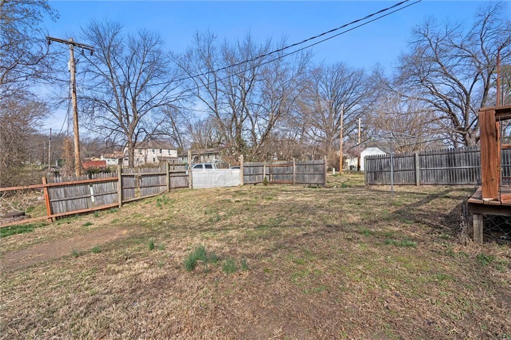 809 N 9th Street — photo 24