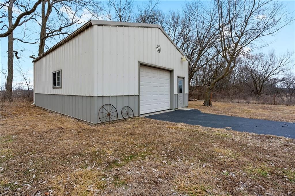 18317 Plattsburg Road — photo 44