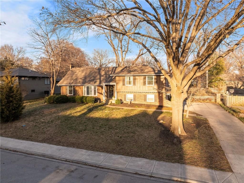 8029 Granada Road — photo 32