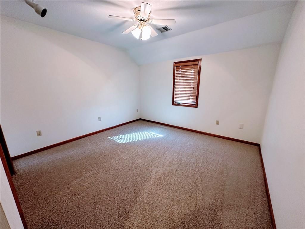 1408 SW Rock Creek Drive — photo 38