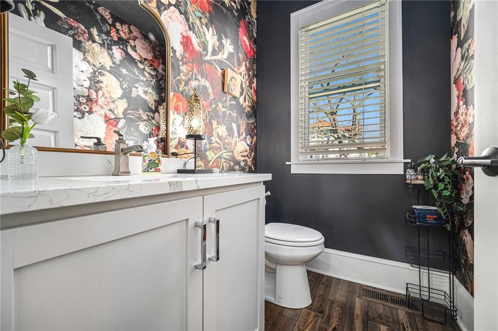 901 W 38th Street — photo 11