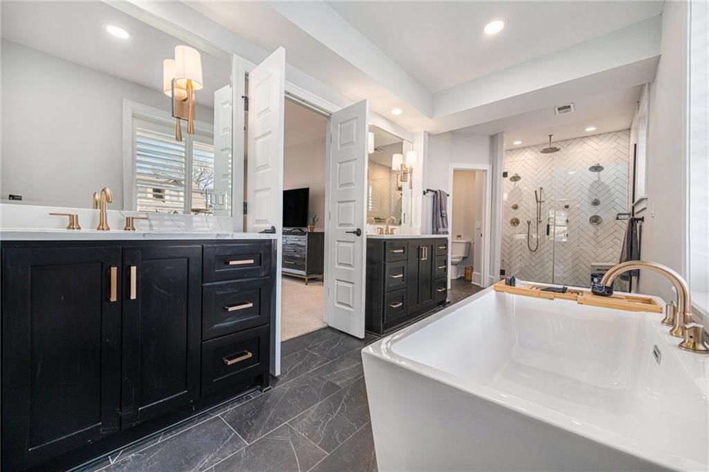 901 W 38th Street — photo 15
