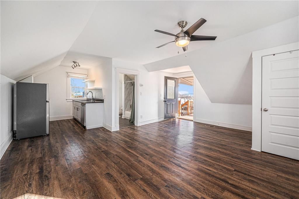 901 W 38th Street — photo 27
