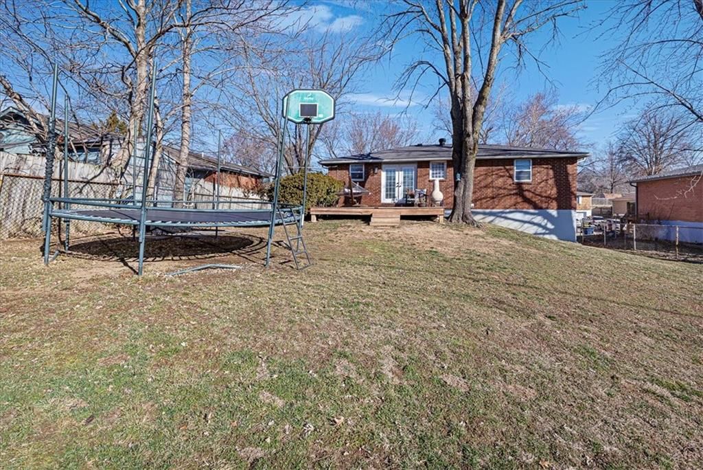 5905 NE 45th Street — photo 25
