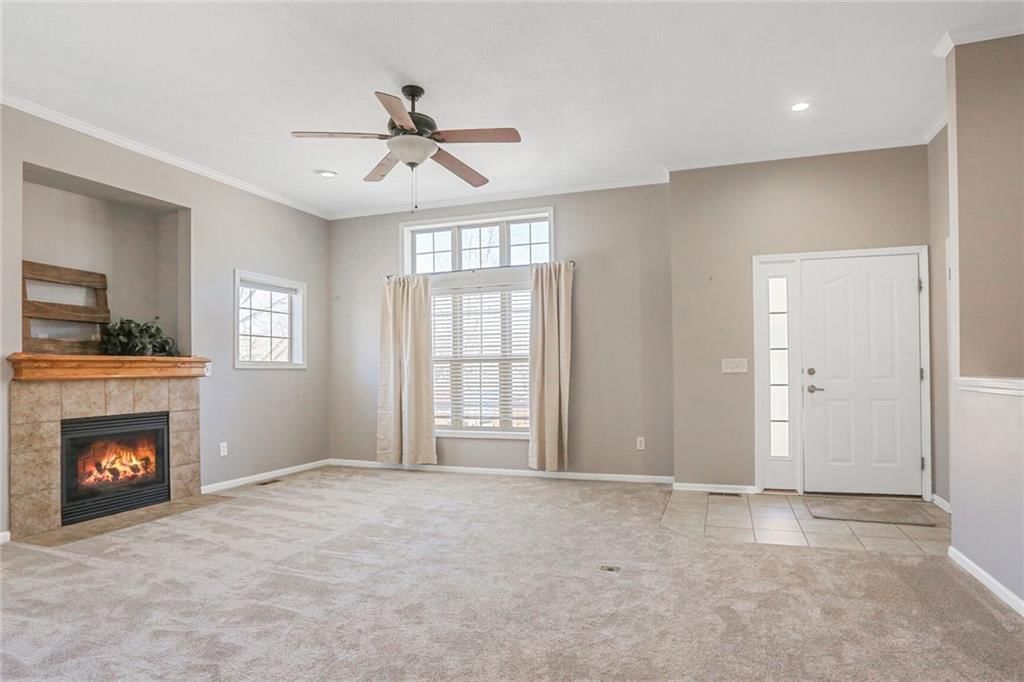 11239 S SUMMIT Street — photo 9