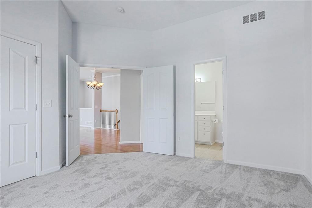 11239 S SUMMIT Street — photo 16
