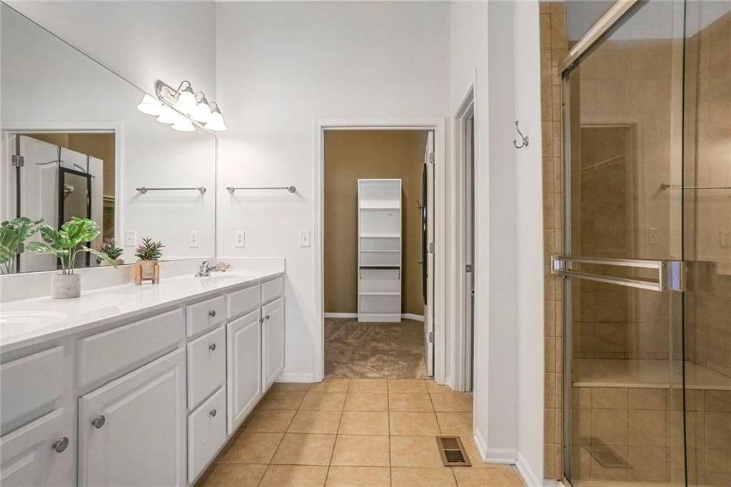 11239 S SUMMIT Street — photo 20
