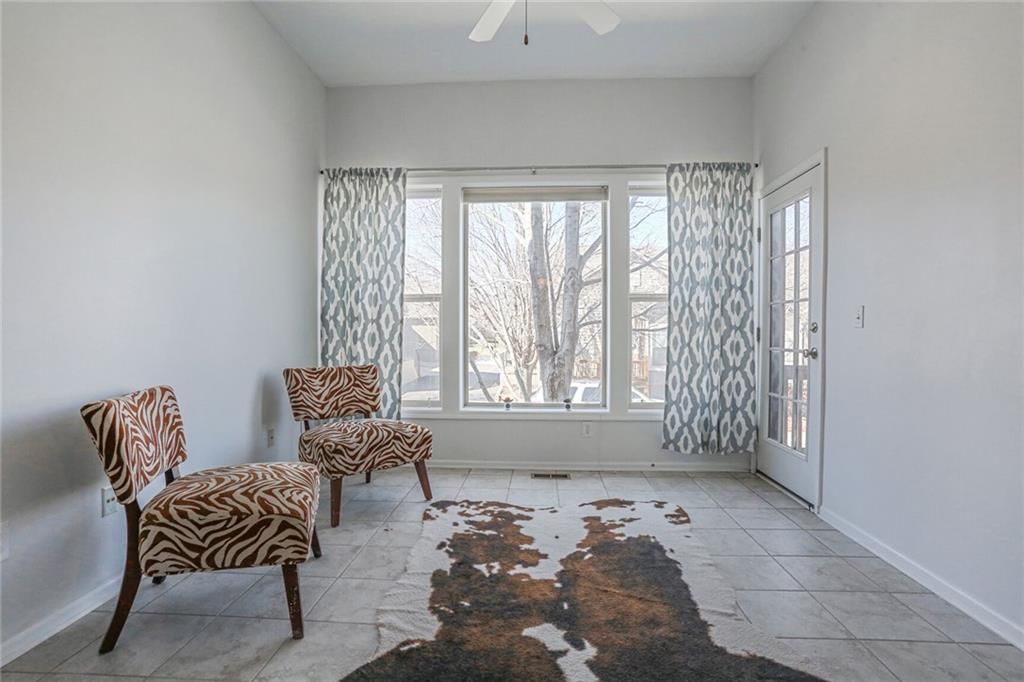 11239 S SUMMIT Street — photo 24