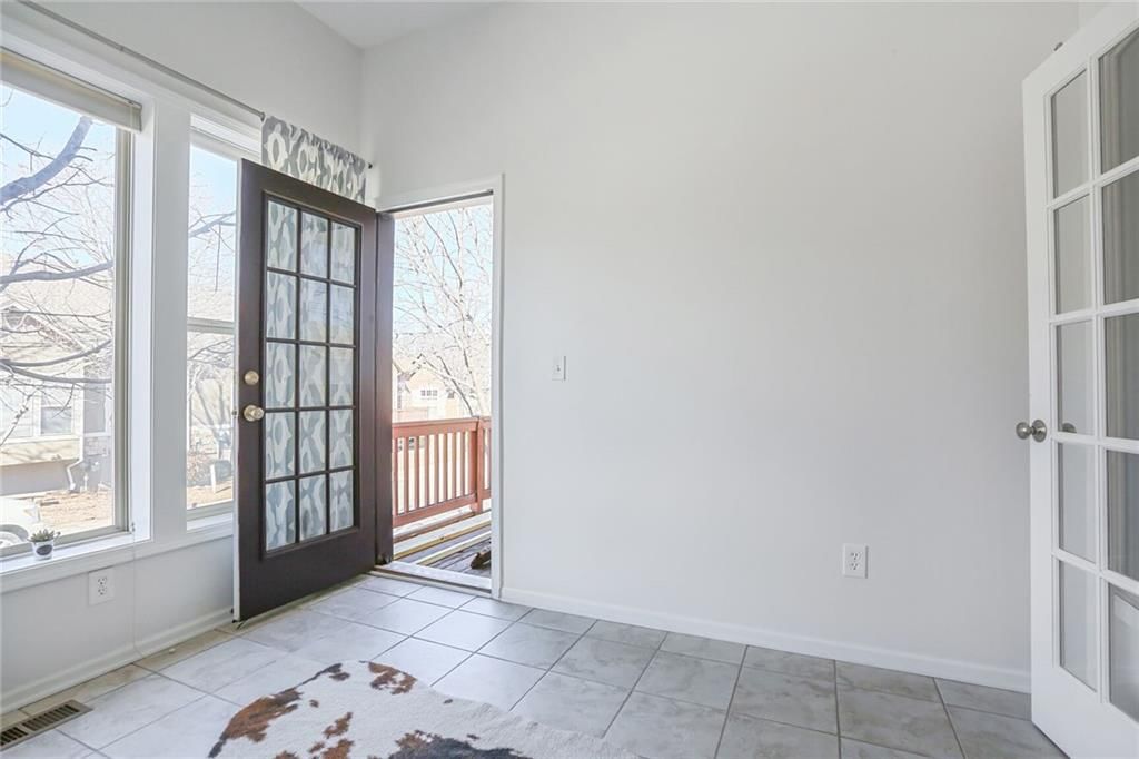 11239 S SUMMIT Street — photo 25