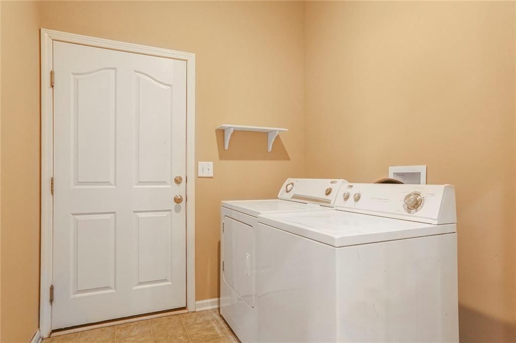 11239 S SUMMIT Street — photo 26