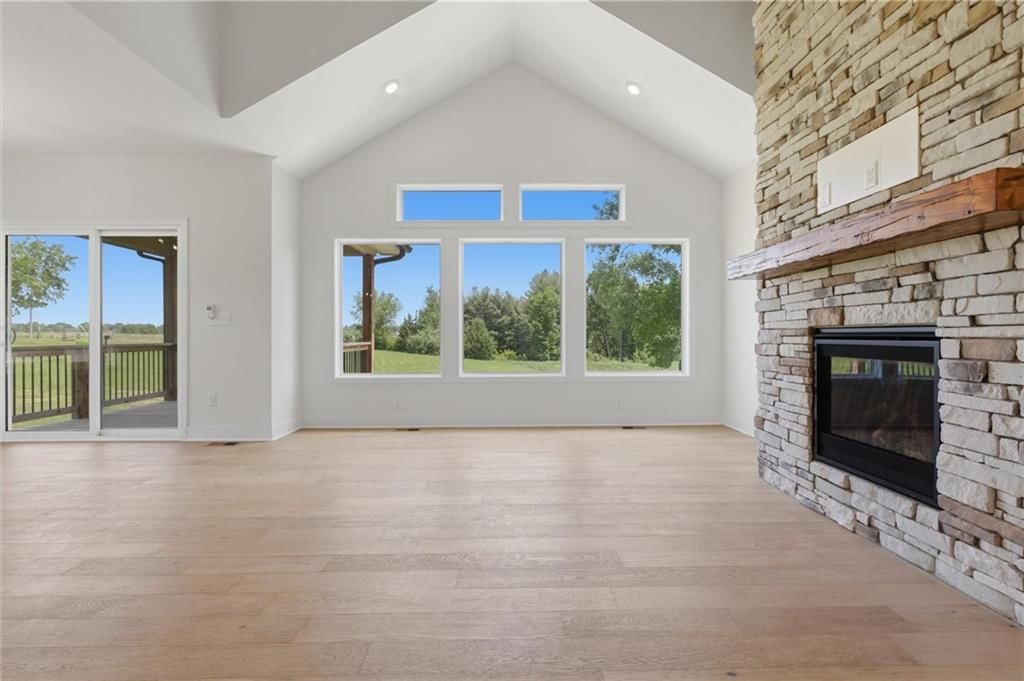 13525 Oakridge Drive — photo 6