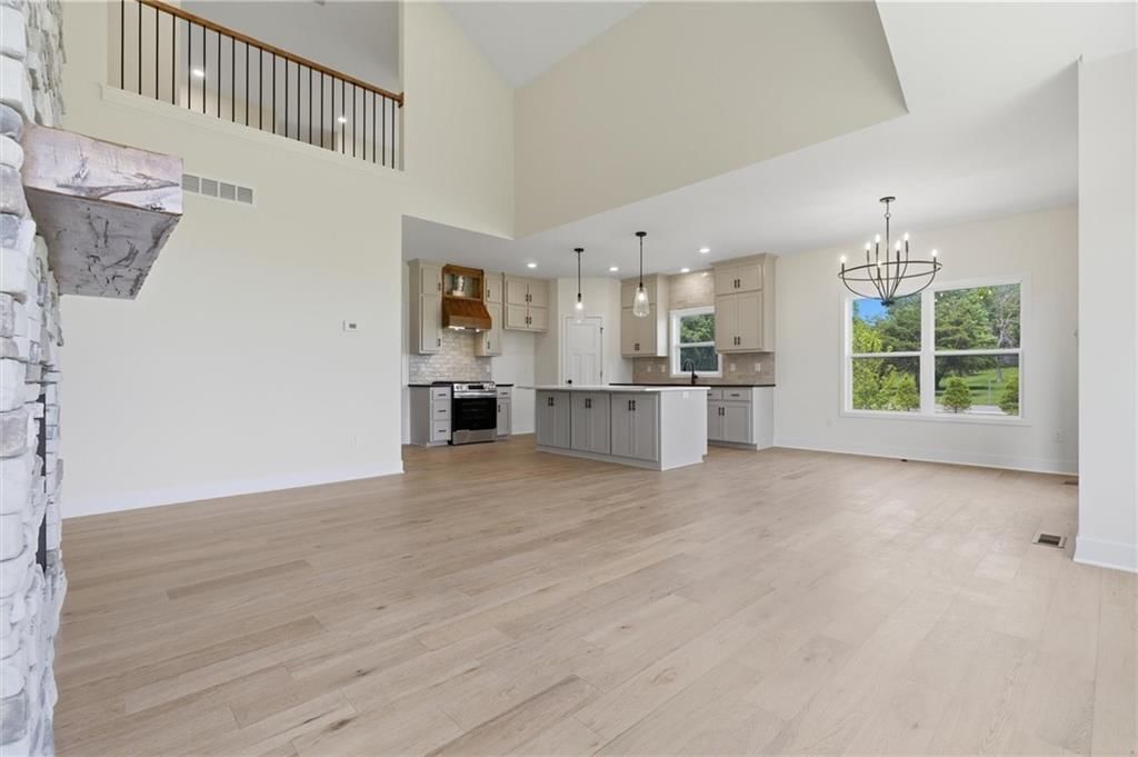 13525 Oakridge Drive — photo 7