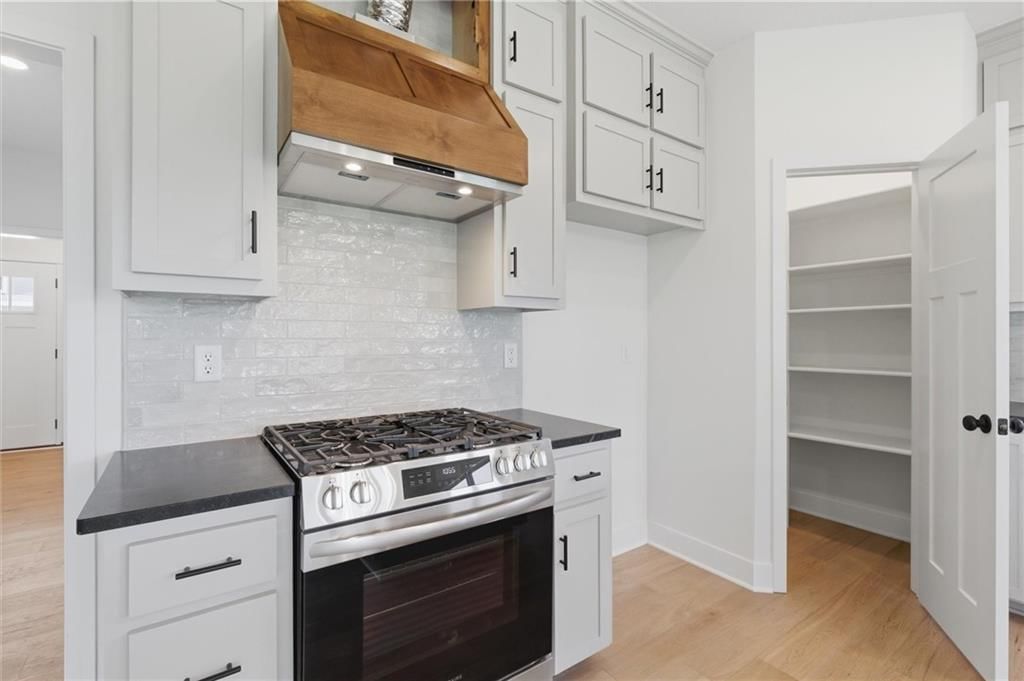 13525 Oakridge Drive — photo 13