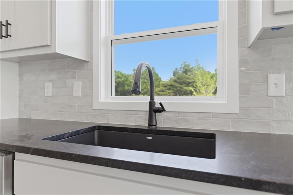 13525 Oakridge Drive — photo 15