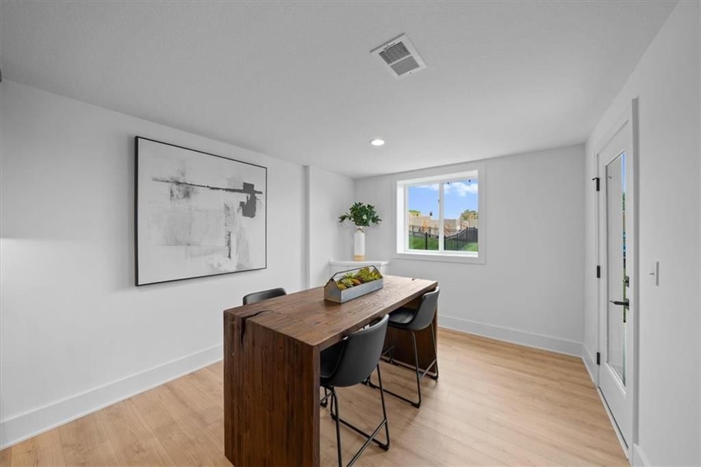 793 NE Algonquin Street — photo 23