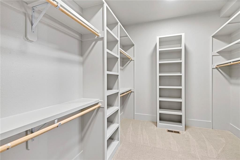 17425 Gillette Street — photo 24
