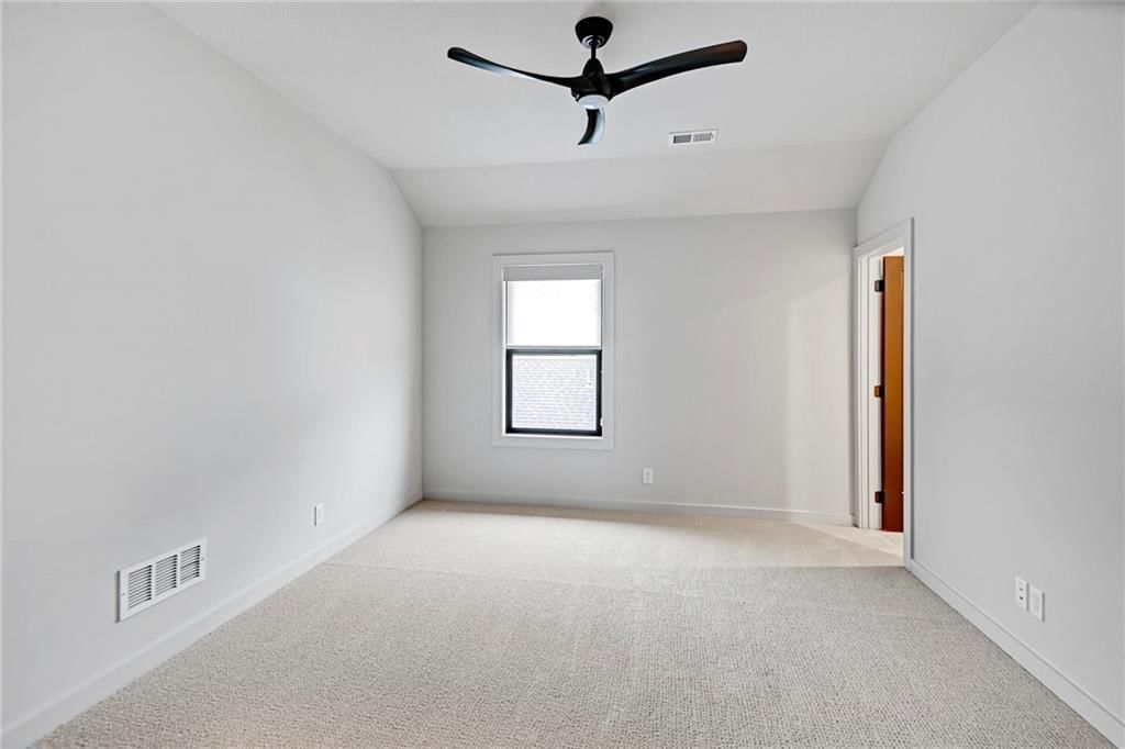 17425 Gillette Street — photo 29