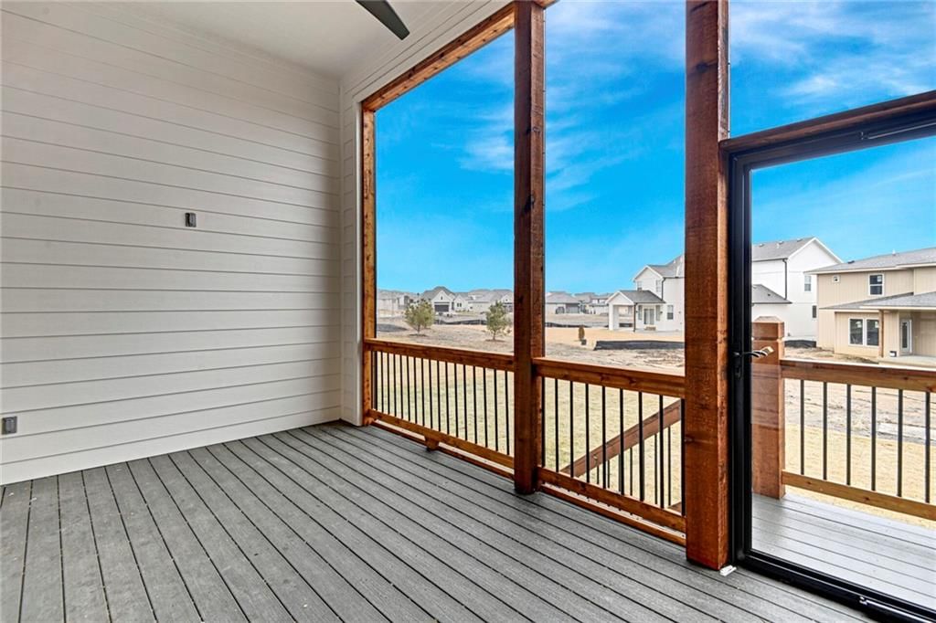 17425 Gillette Street — photo 31