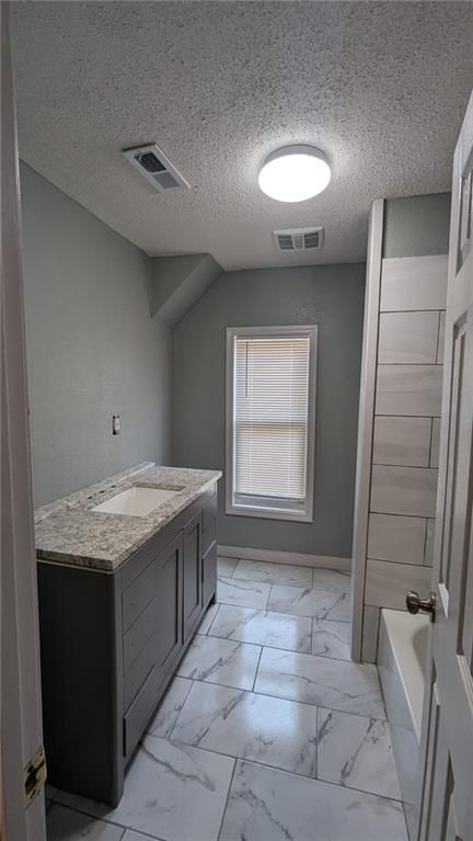 1236 Richmond Avenue — photo 22