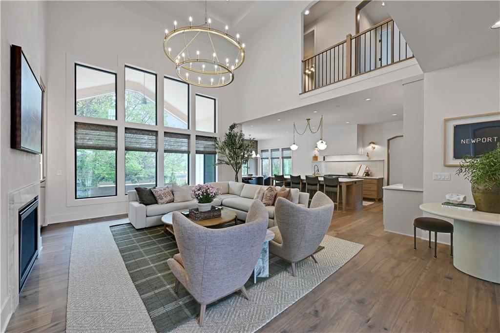 Photo 9 of 73 - 16063 S Twilight Lane, Olathe, KS 66062